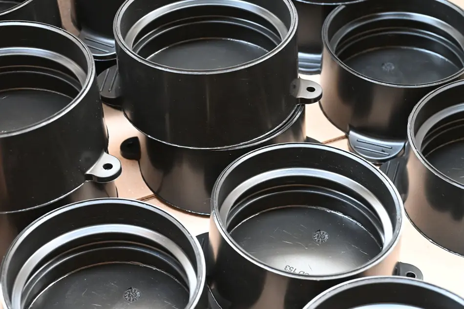 Moulage de pièces plastique